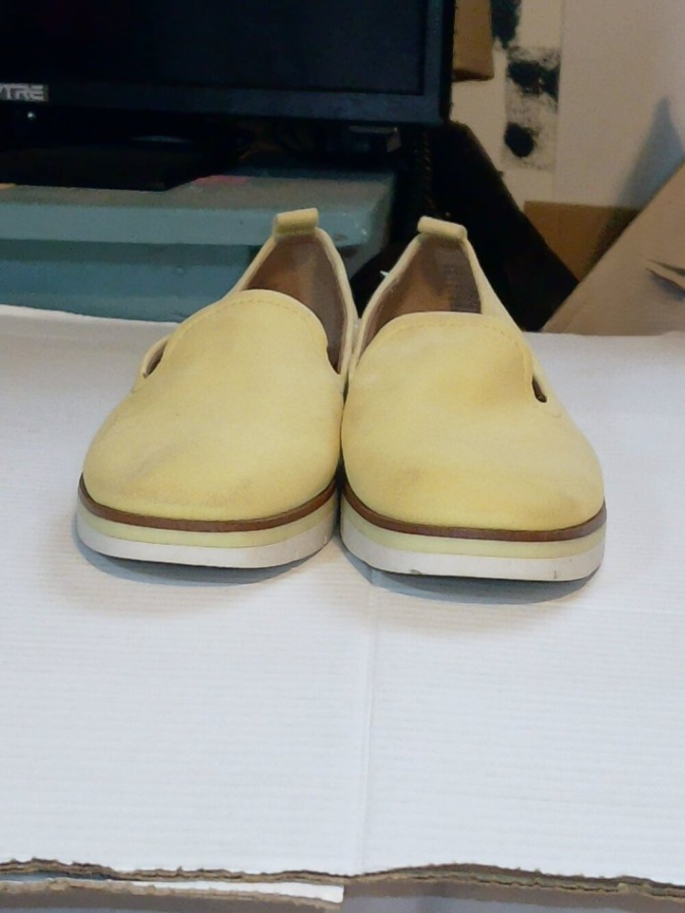 Caslon Hadley-Lea Yellow Suede Slip On Loafers Sneakers Women's Size 8M - Picture 2 of 14